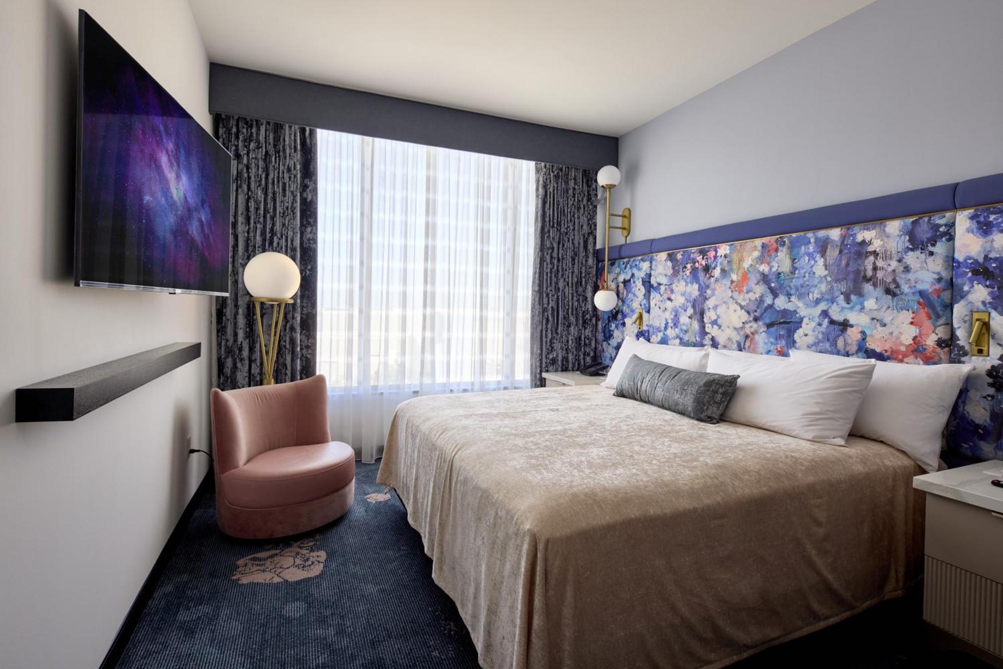 Universal'S Helios Grand Hotel, A Loews Hotel Williamsburg Exterior photo